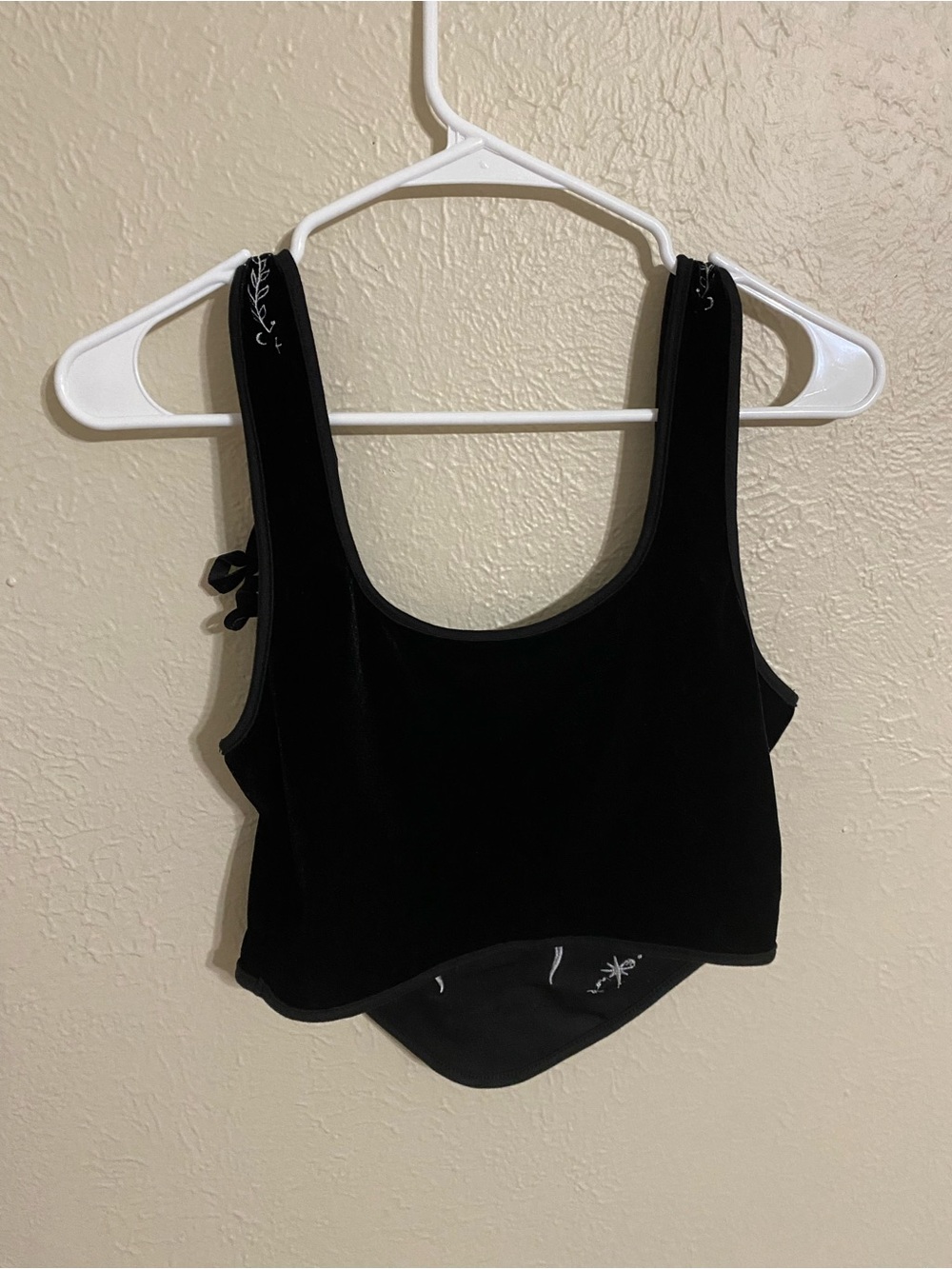 ROMWE Black Velvet Moth Embroidered Tie-Shoulder Crop Camisole - Picture 3 of 5